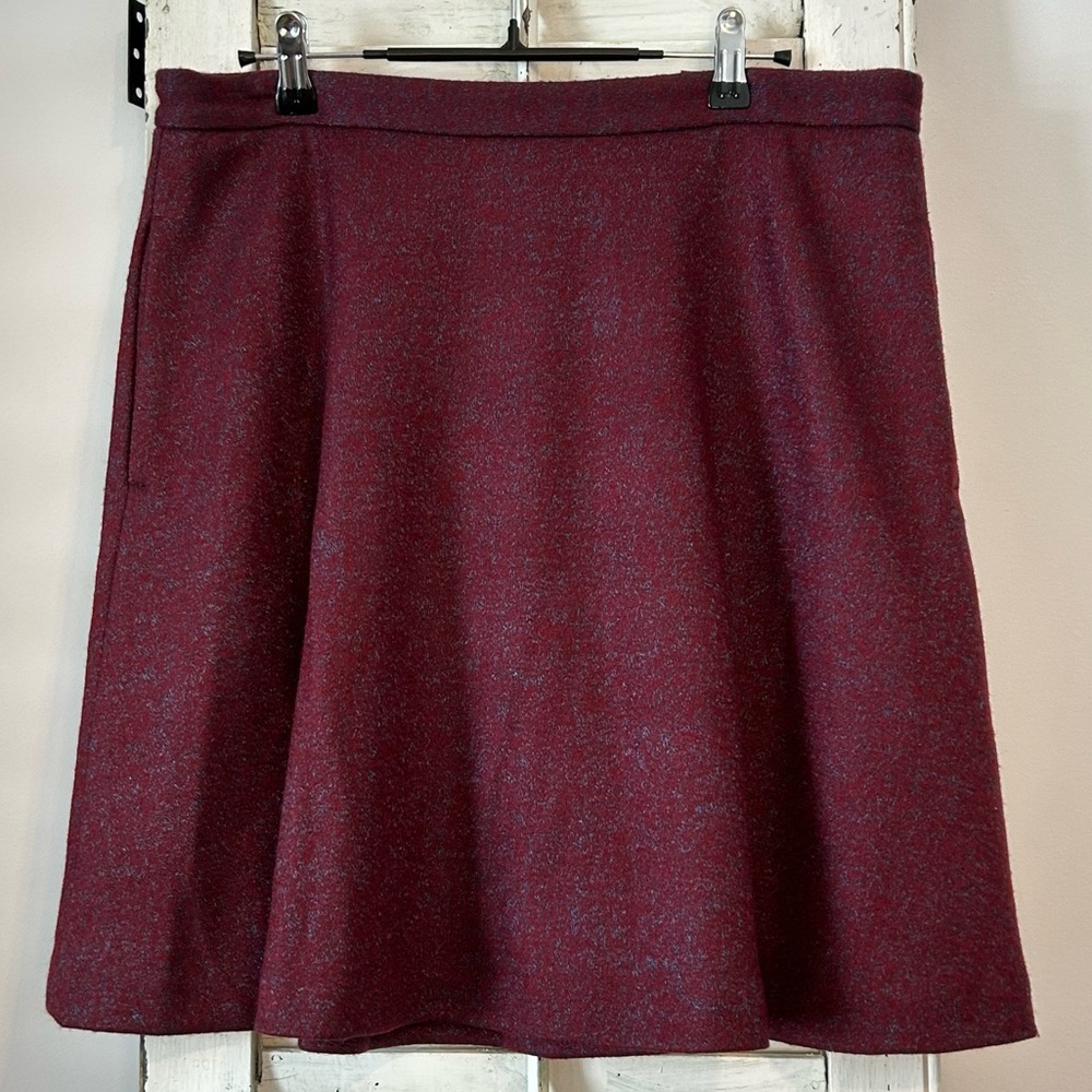 Banana Republic A-Line Skirt (12) Burgundy Heather